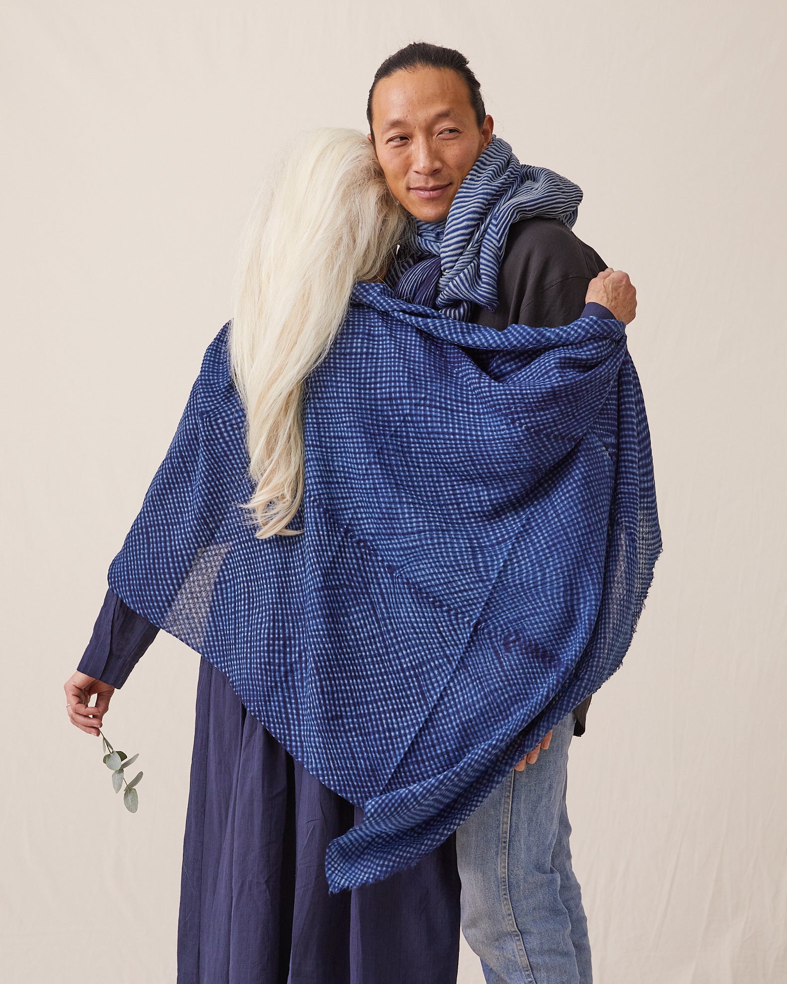 Arashi Shibori Indigo Pashmina Wool Shawl  – Indigo