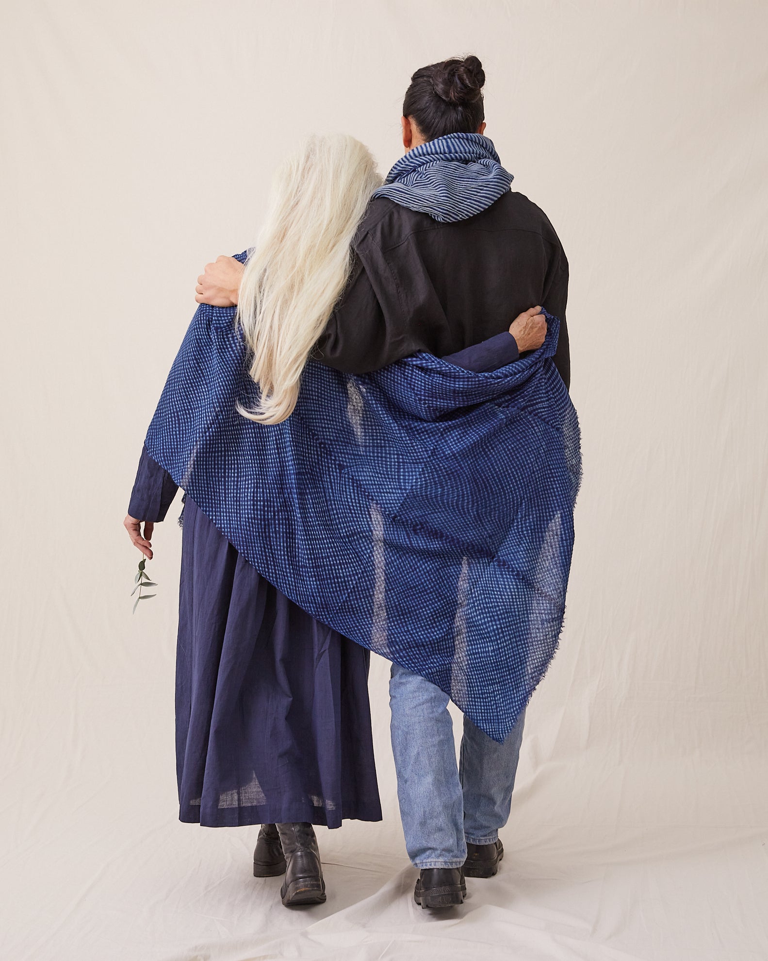Arashi Shibori Indigo Pashmina Wool Shawl  – Indigo