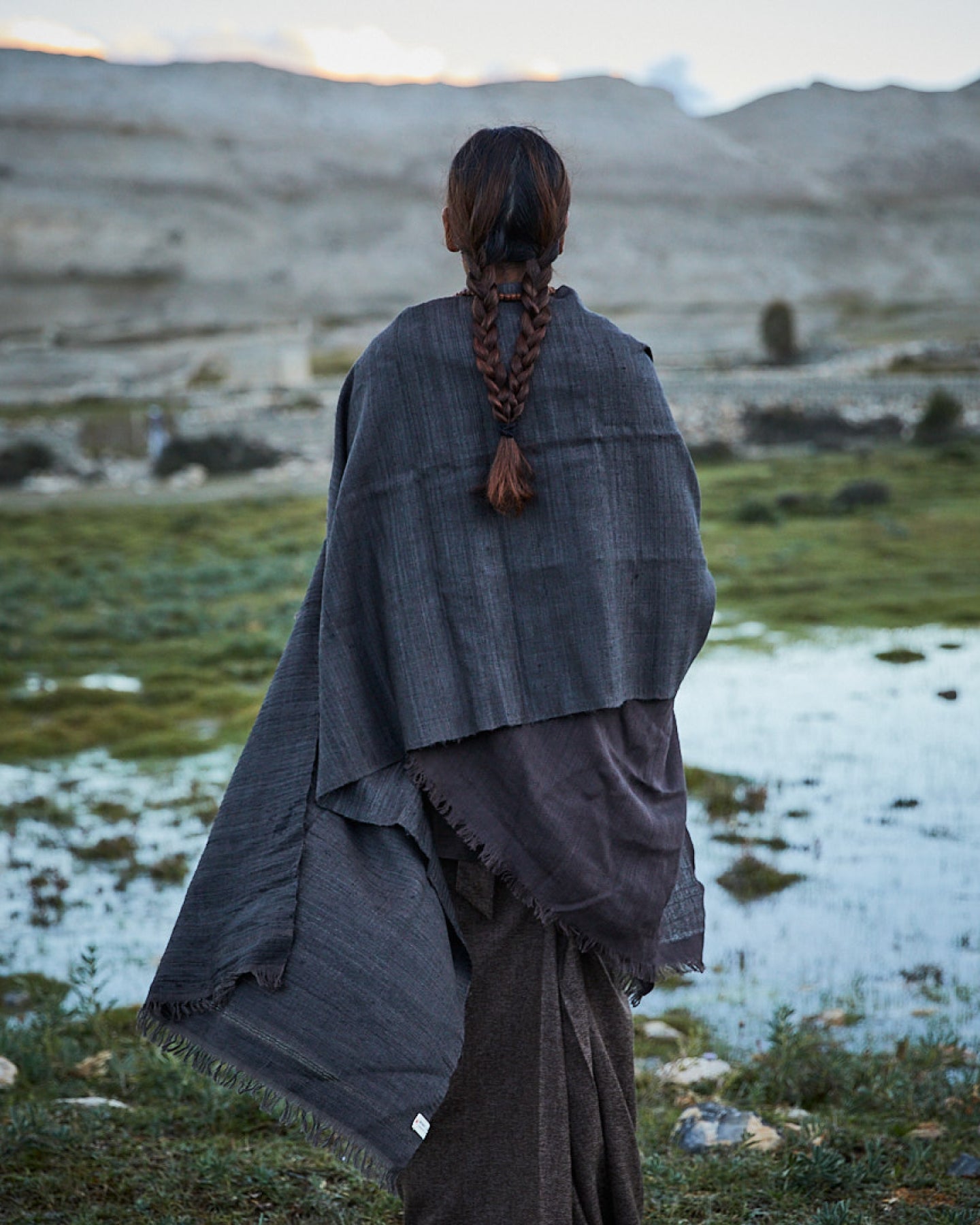 No. 1 Wild Silk and West Bengali Merino Wool Shawl – Obsidian Black