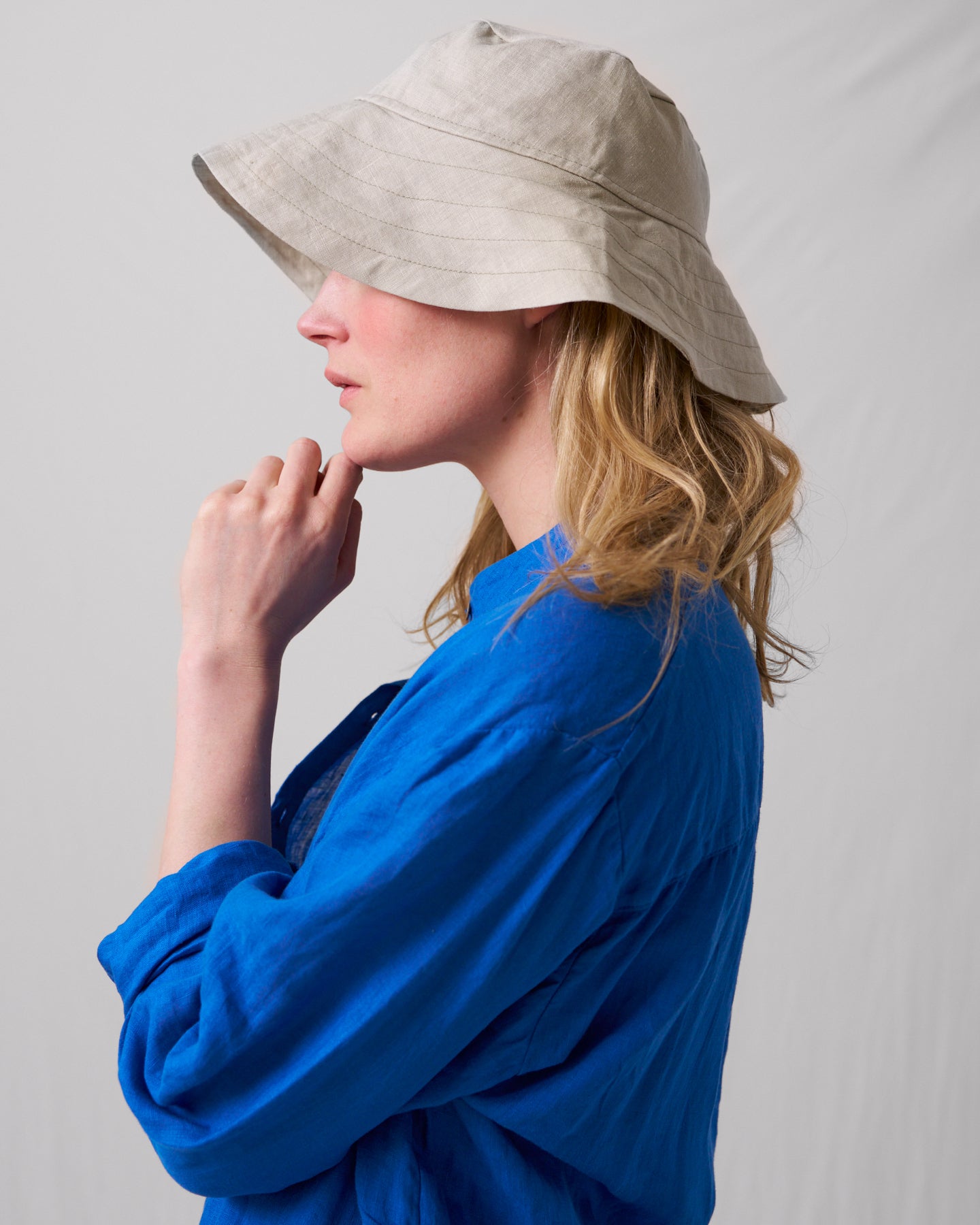 Solhatt, Bucket hat i härligt linne, unisex, khaki