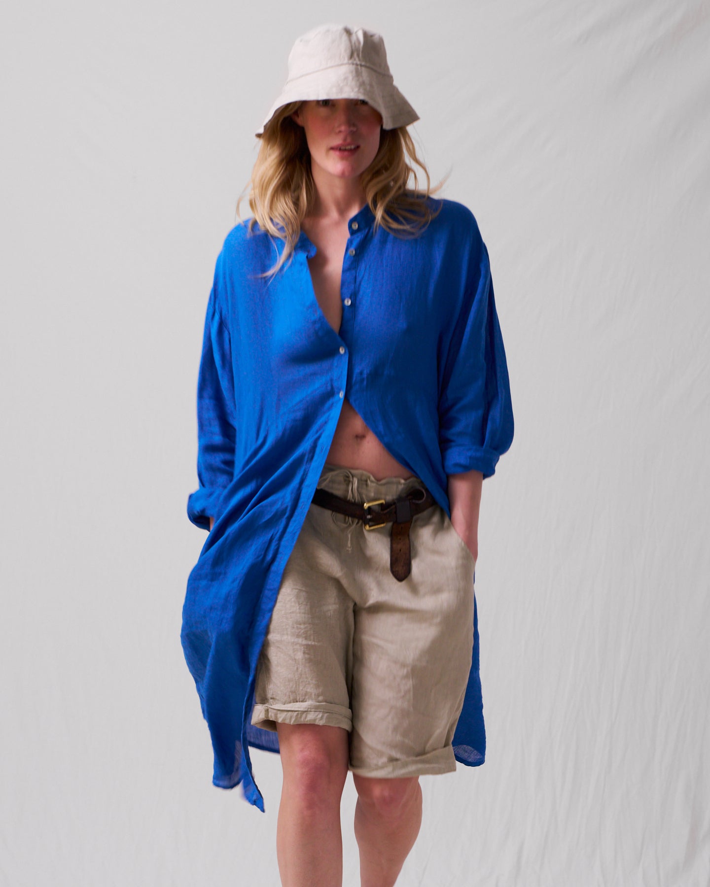 Long, Fine Linen Shirt – Ocean Blue