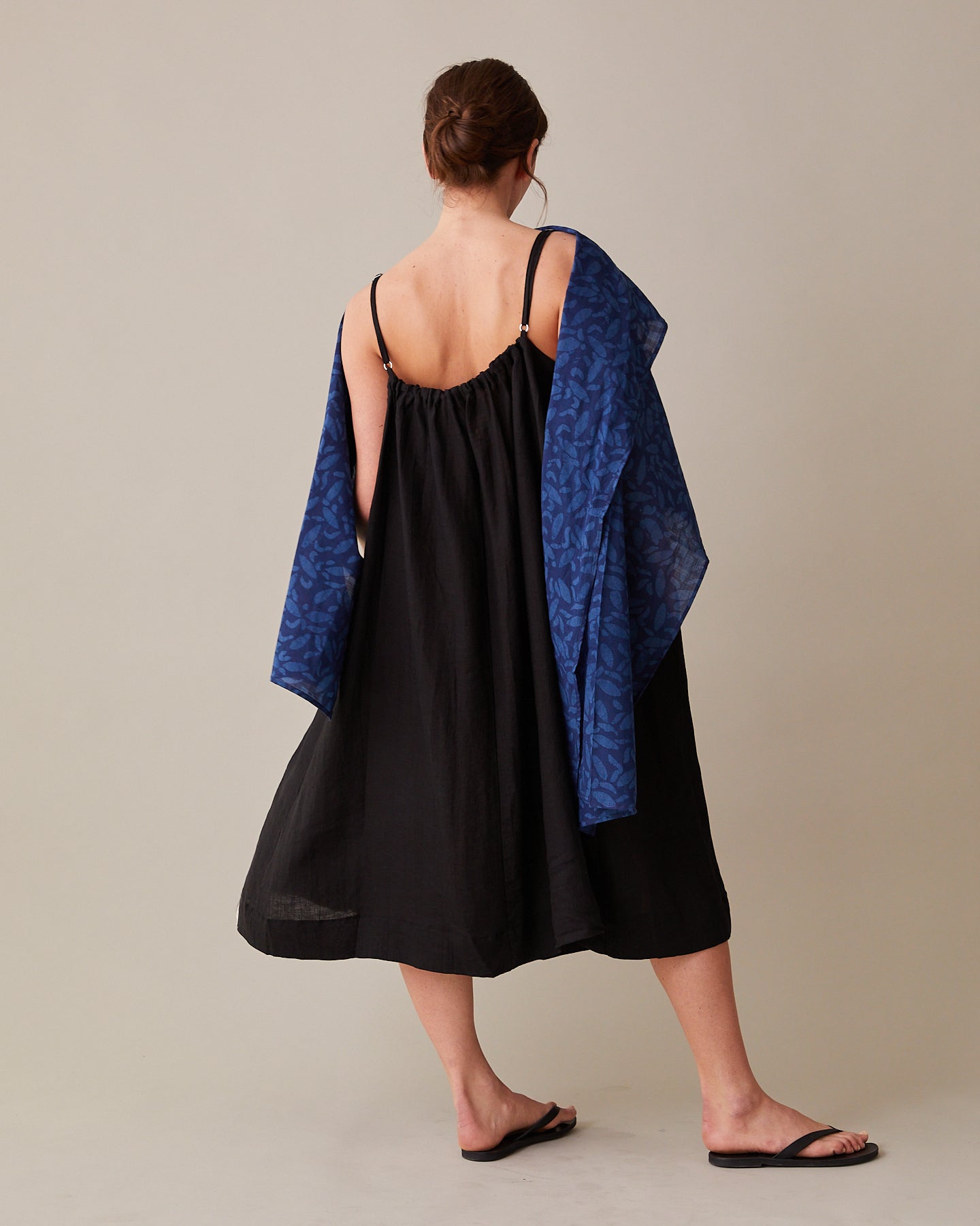 “Flower Meadow” – Indigo-dyed, Block-printed Cotton Shawl