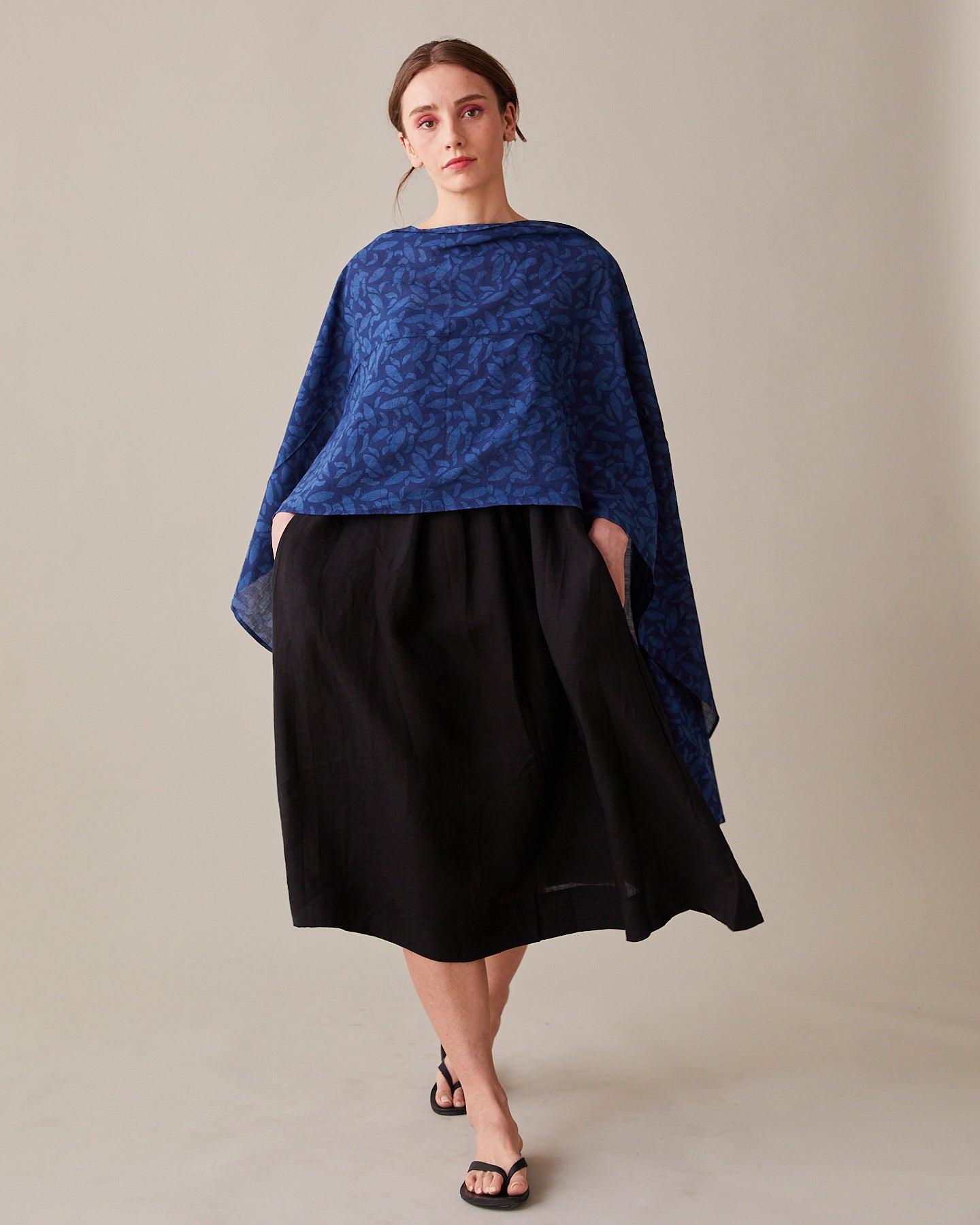 “Flower Meadow” – Indigo-dyed, Block-printed Cotton Shawl