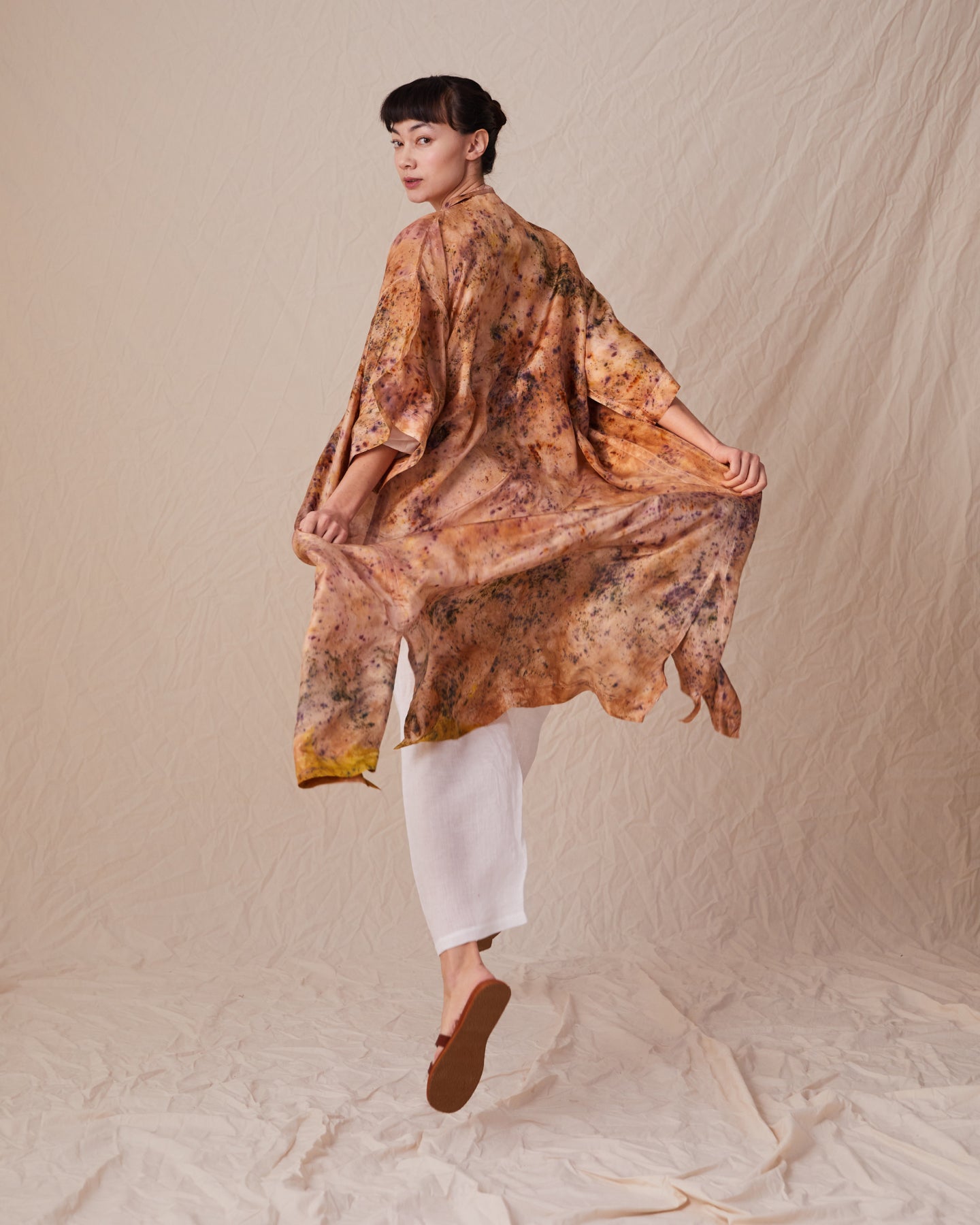 Kimono in silk naturally coloured, earth  brown