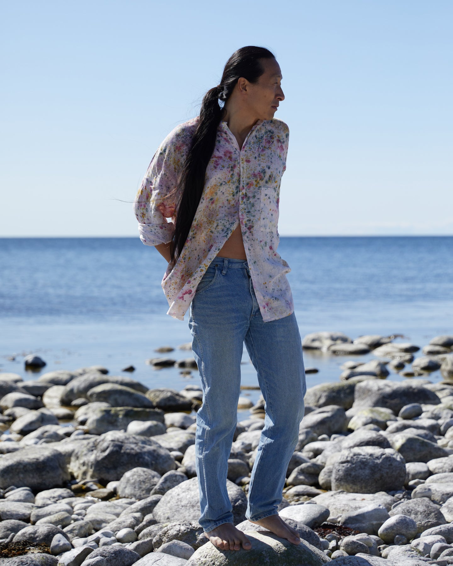 Plant Dye roomy, Linen Banded-collar Shirt (Unisex) – unique piece of wearable art, pink