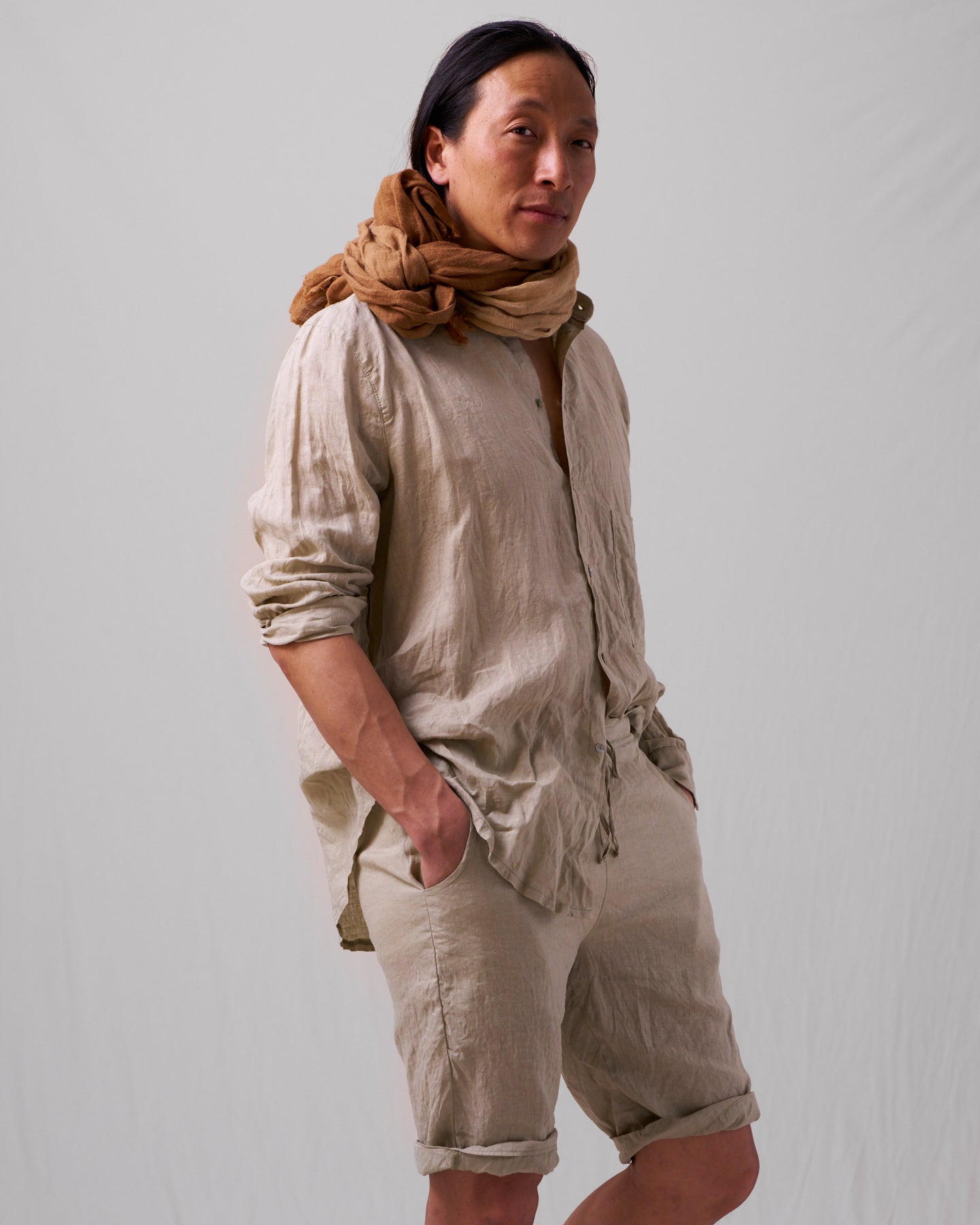 Tinted Hand-woven Linen Shawl – Desert Sand