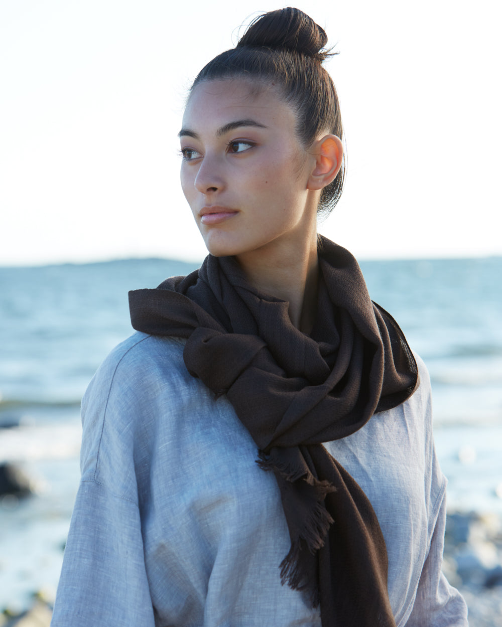 Pema West Bengali Merino Wool Shawl – Obsidian Black