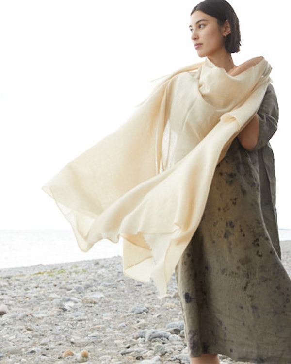 Exclusive, Large Shawl of the Softest, Naturally Dyed Pashmina Wool – Tea waste