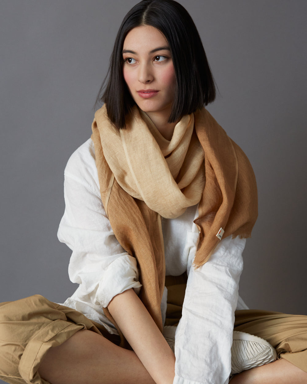 Tinted Hand-woven Linen Shawl – Desert Sand