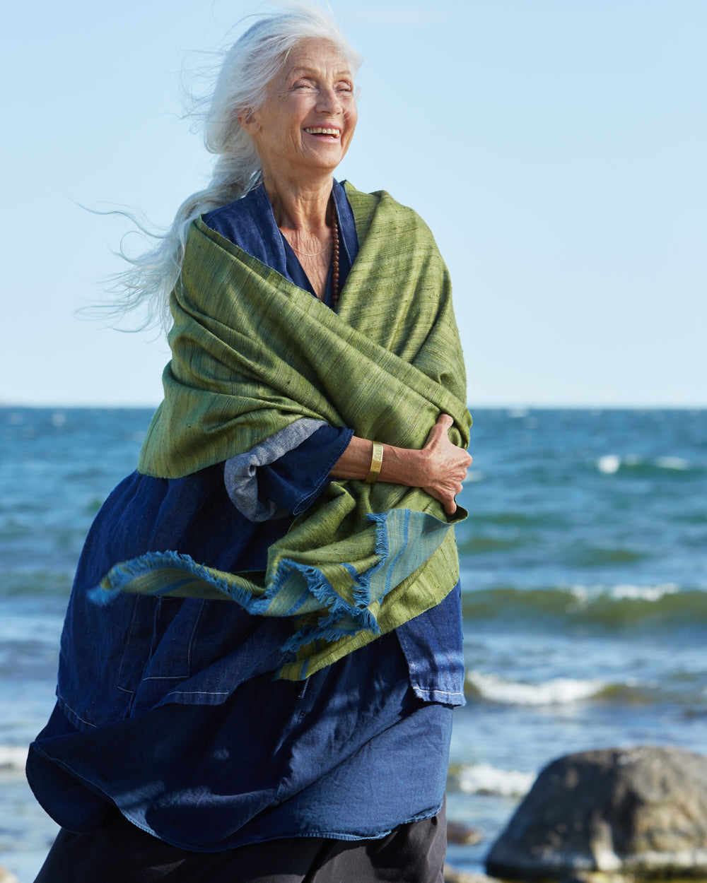 No. 1 Wild Silk and West Bengali Merino Wool Shawl – Pine Green