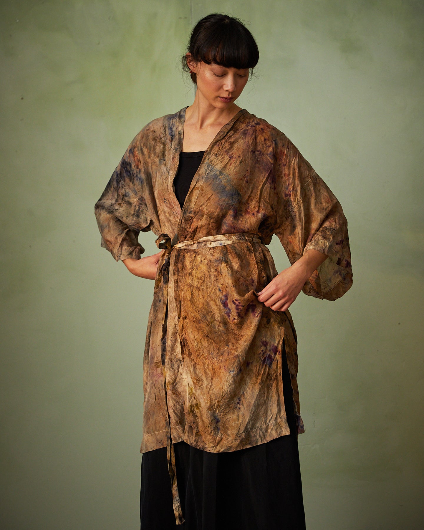 Kimono in Silk, short, naturally dyed, misty grey