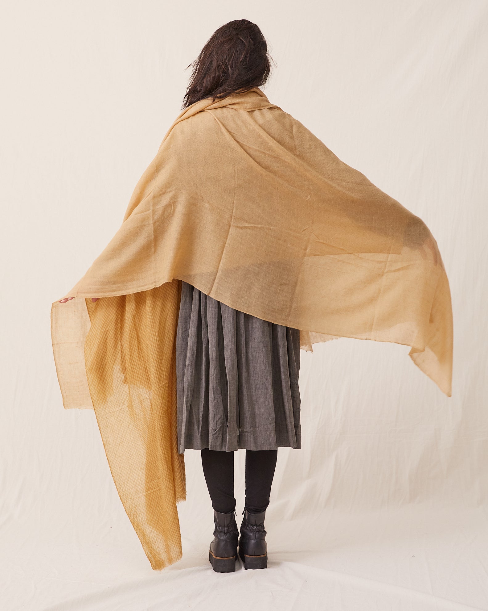Exclusive, Large Shawl of the Softest, Naturally Dyed Pashmina Wool – Tea waste