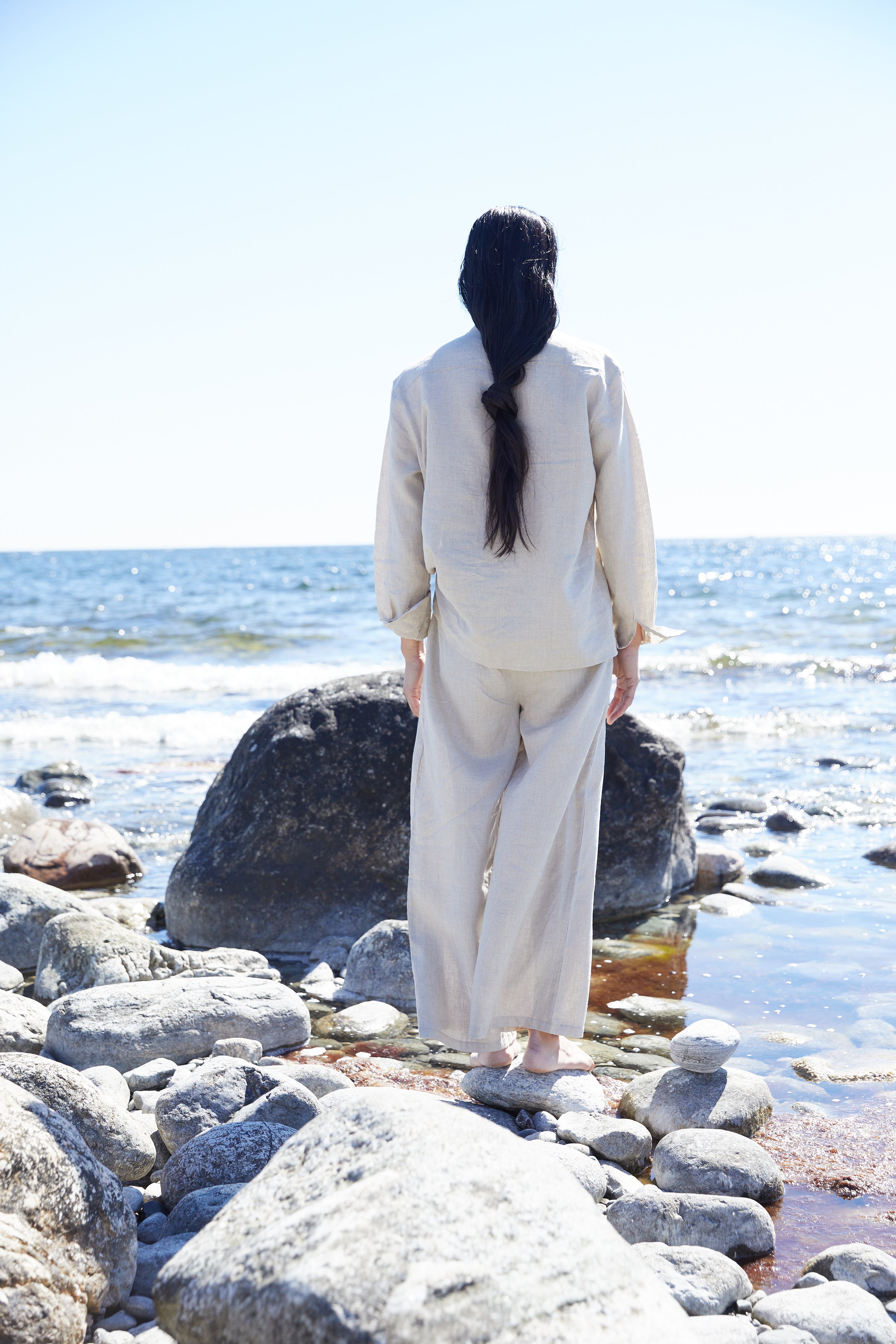 Klassisk murarskjorta i härligt linne (unisex) – RAW linen