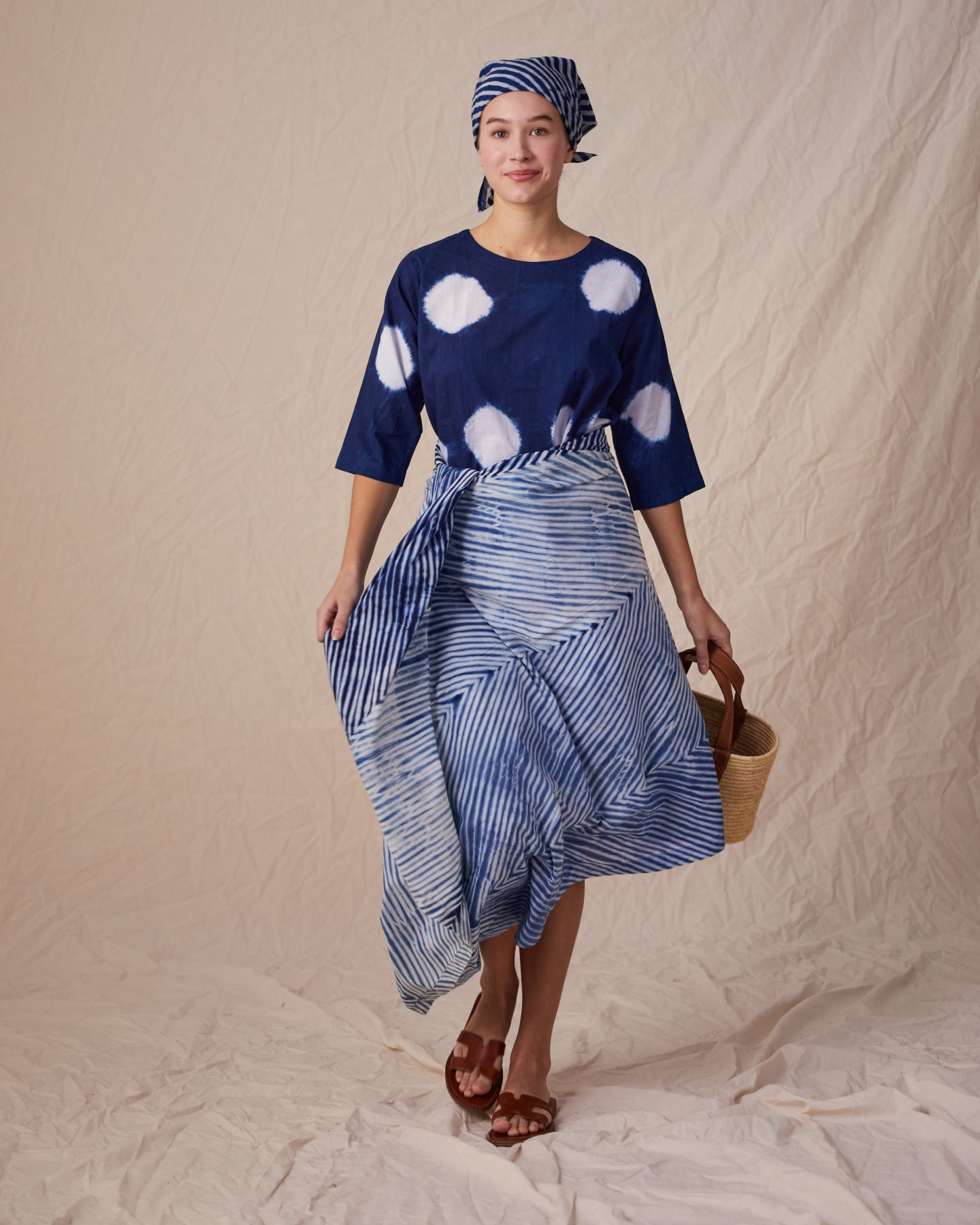 Sarong, naturally dyed in indigo or cashmere, cotton, knotted in Shibori