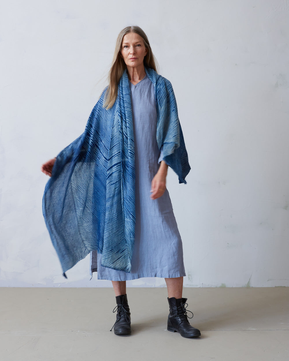 Arashi Shibori Indigo Pashmina Wool Shawl – Light Blue