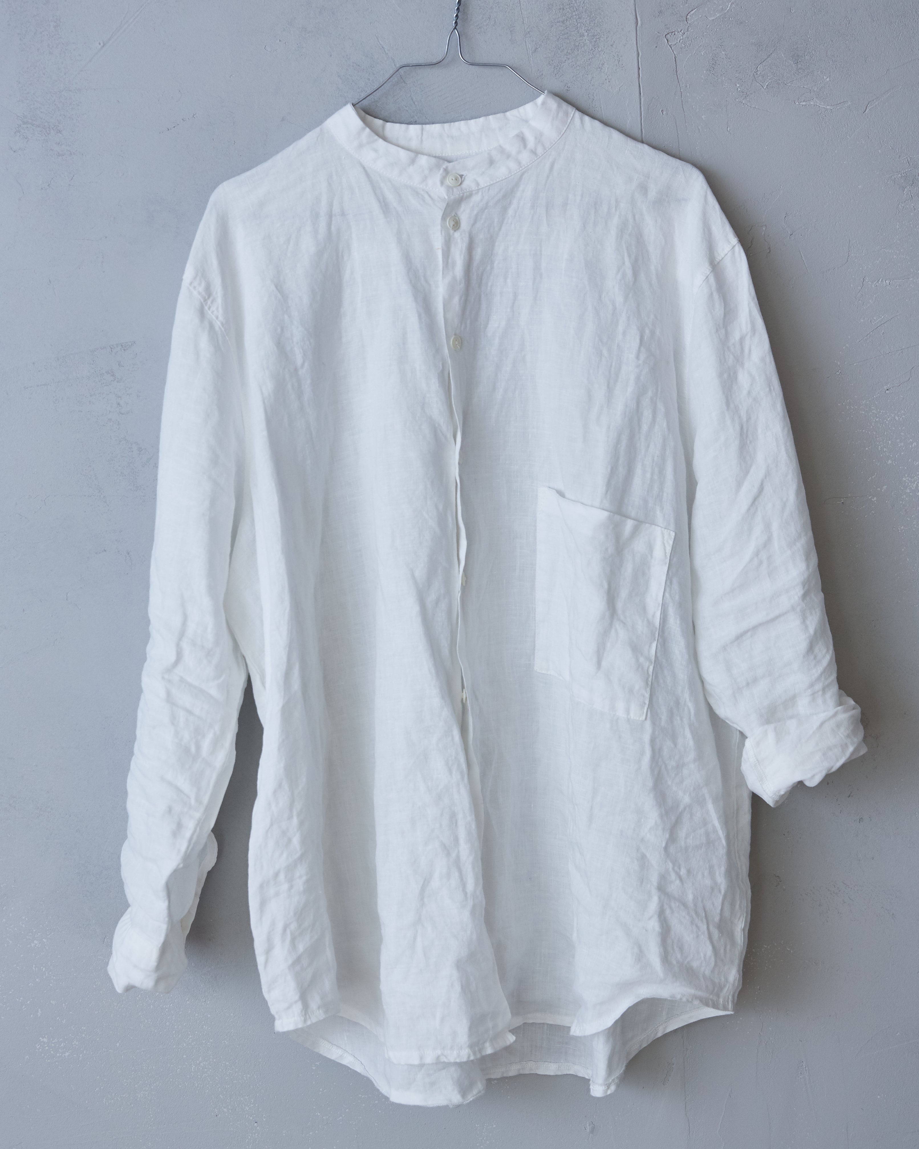 Roomy, Linen Banded-collar Shirt (Unisex)

